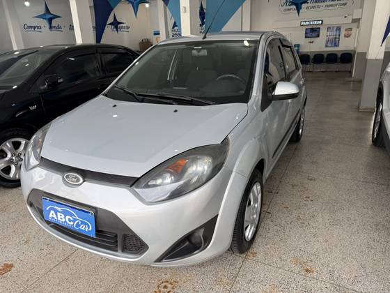 FORD FIESTA 1.0 MPI HATCH 8V FLEX 4P MANUAL